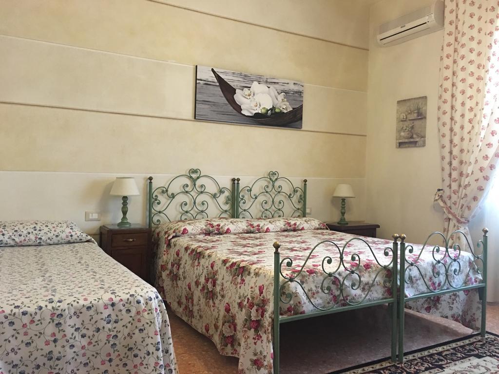 Affittacamere La Casa Di Ugo Ciglione Cameră foto
