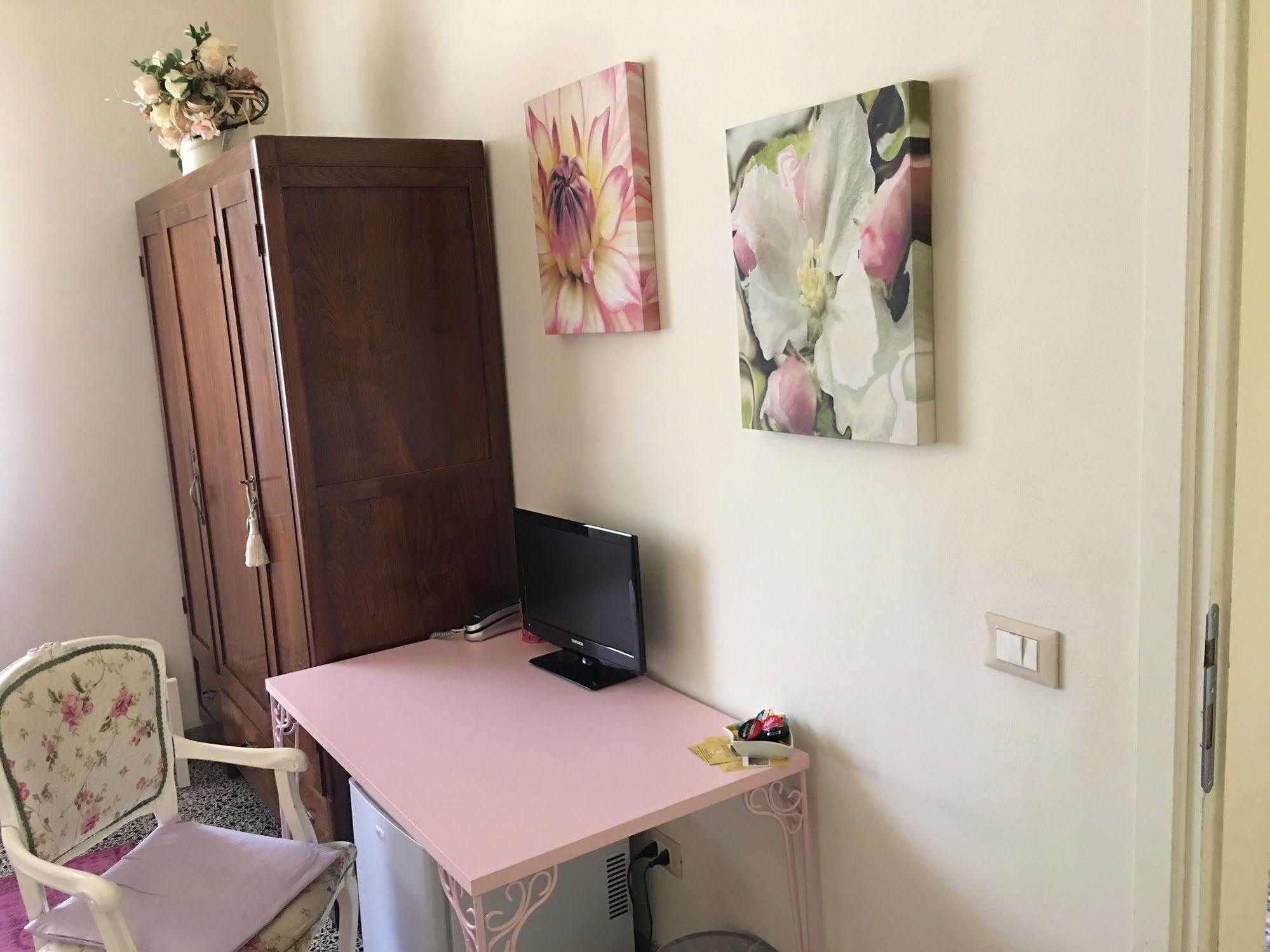 Affittacamere La Casa Di Ugo Ciglione Exterior foto